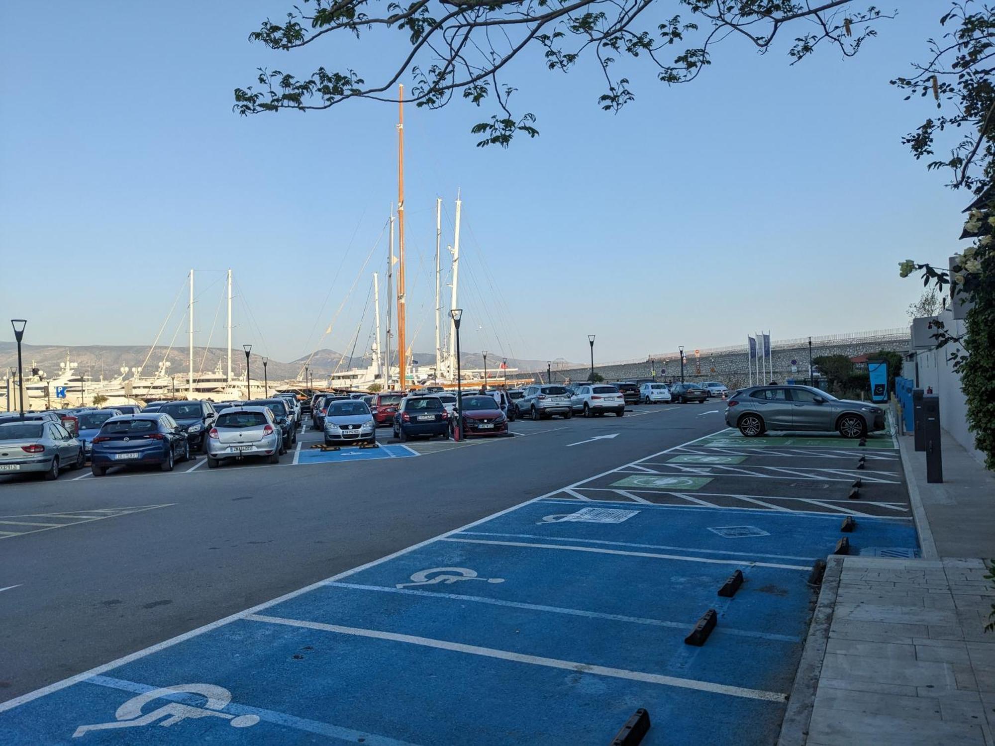 Harbor View Haven Apartment Piraeus Ngoại thất bức ảnh
